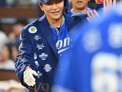 삼성 주장의 슈퍼캐치로 위닝시리즈 확정