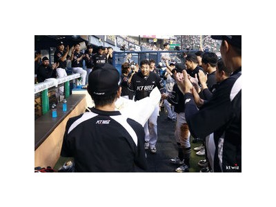 KT 6연승으로 LG 추격 성공