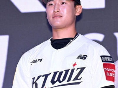 박지훈 KT 입단 2억6000만 원 계약 프로야구 신인 최고액 기록