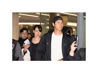 오타니 가족 이동 중 팬이 경호 뚫고 접근해 논란