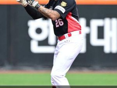 카스트로 3안타로 KIA 4연승 이끌어