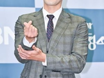 성훈이 무인도에서 또 놀라운 매력 발휘해