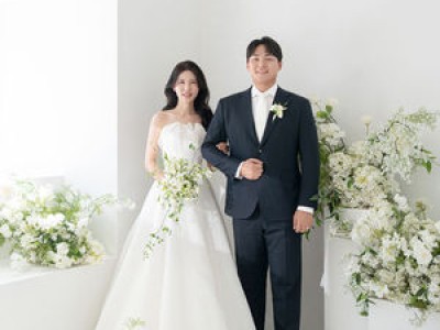 야구선수-사격코치 부부로 결혼한다